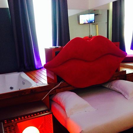 Jacuzzi Rooms Rom Exterior foto