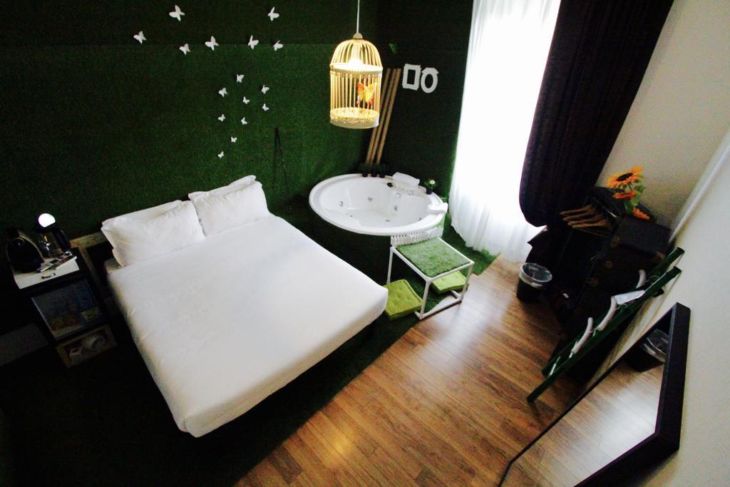 Jacuzzi Rooms Rom Exterior foto