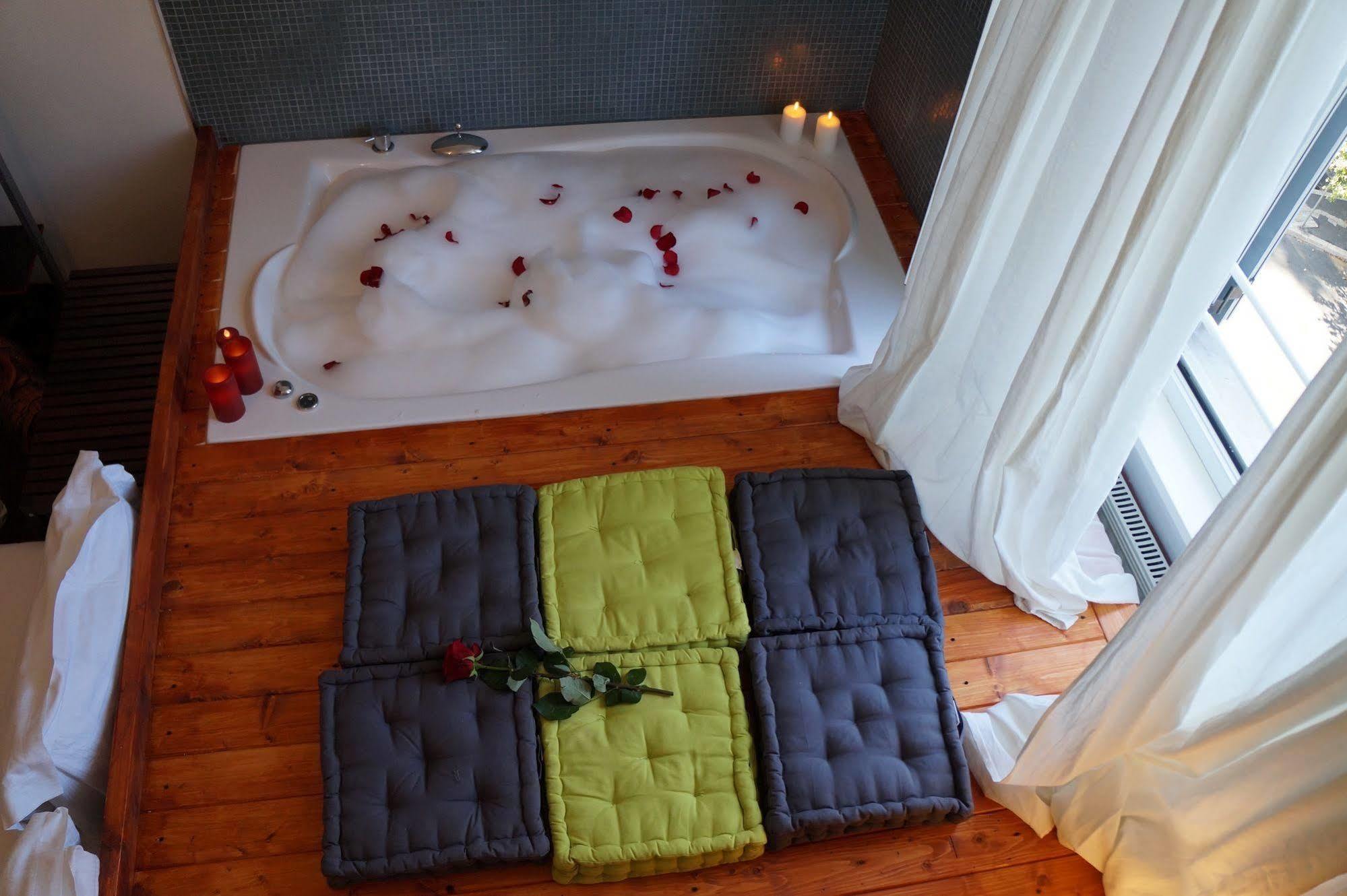 Jacuzzi Rooms Rom Exterior foto
